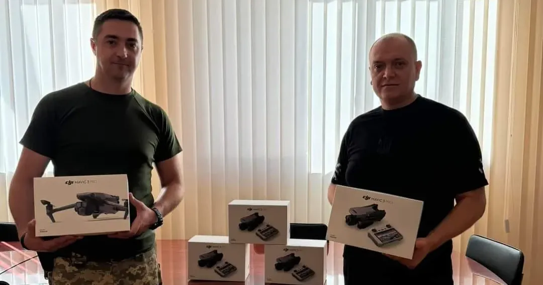 Світлини: Нововодолазька селищна рада Нововодолазька громада знову передає дрони нашим захисникам на порталі Gromada Group