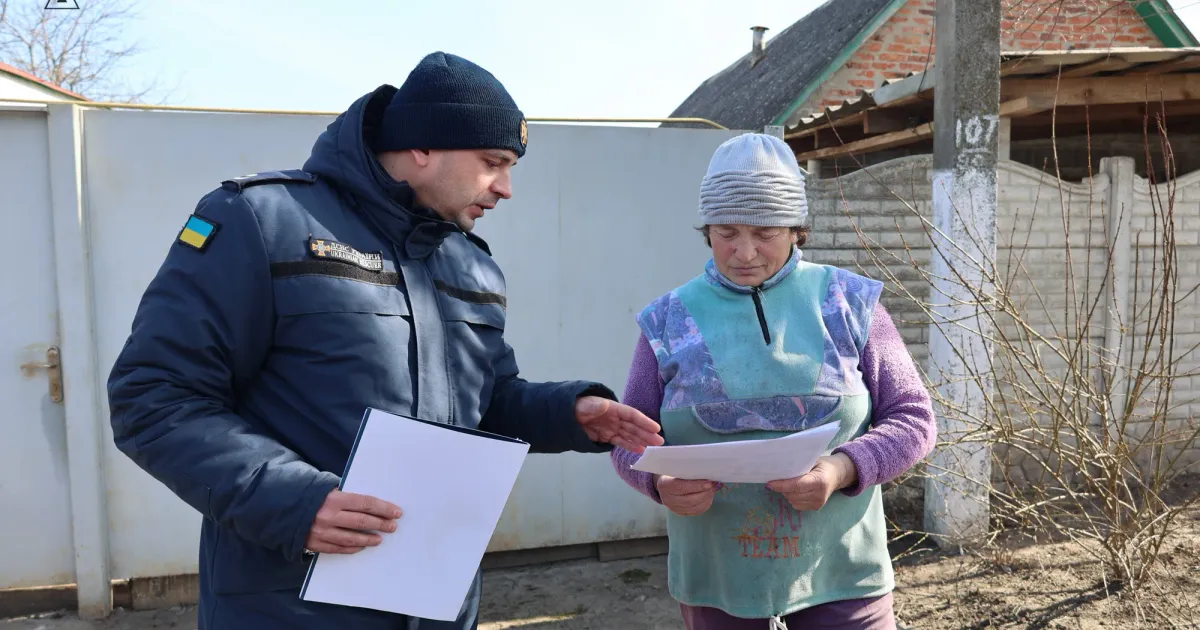 Джерело: ГУ ДСНС України в Харківській області За спалювання сміття буде оштрафовано мешканця Нововодолазької громади на порталі Gromada Group