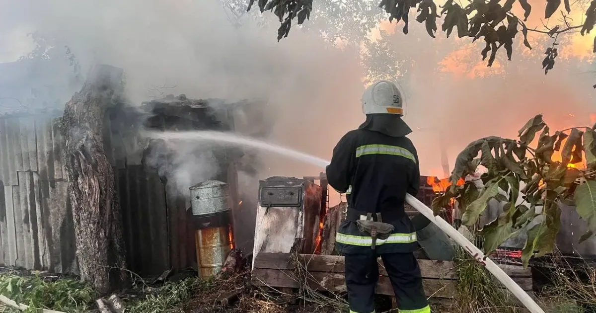 Світлини: Харківське районне управління ГУ ДСНС України в Харківській області На Нововодолажчині сталася пожежа в приватному домоволодінні на порталі Gromada Group