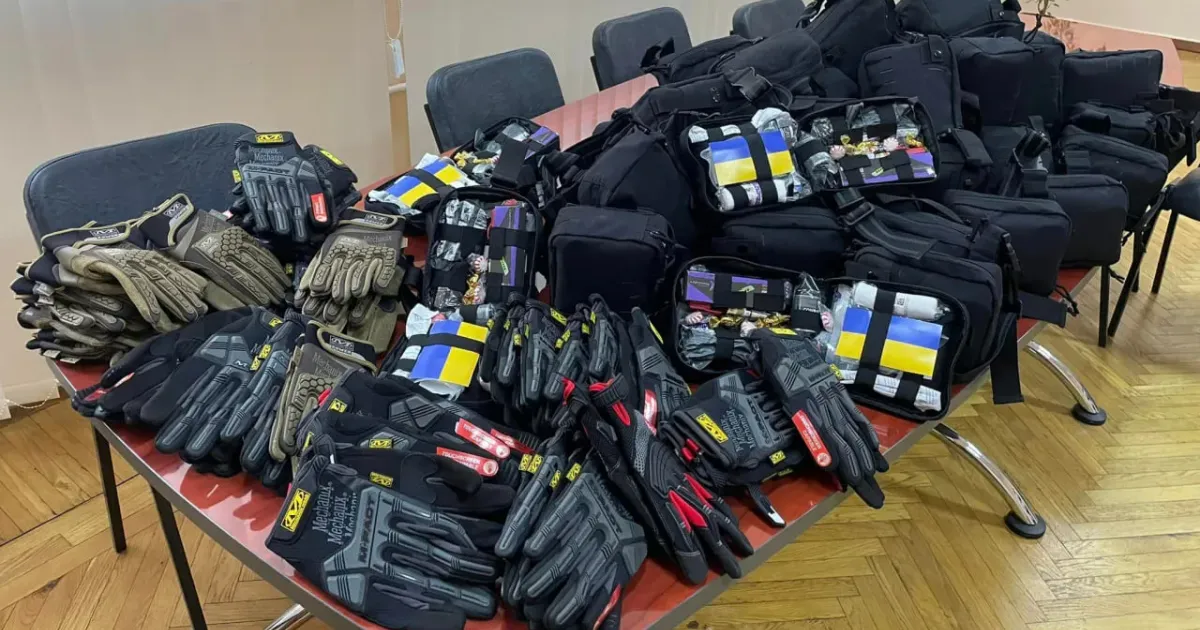 Головна світлина новини на сайті Gromada Group До Нововодолажчини прибула американська допомога для наших воїнів на порталі Gromada Group