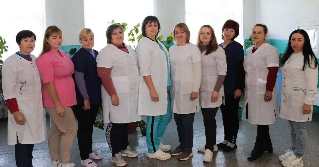 Світлини: ФБ-сторінка Нововодолазької ЦЛ Нововодолазька центральна лікарня пропонує проведення аналізів в сучасній лабораторії на порталі Gromada Group