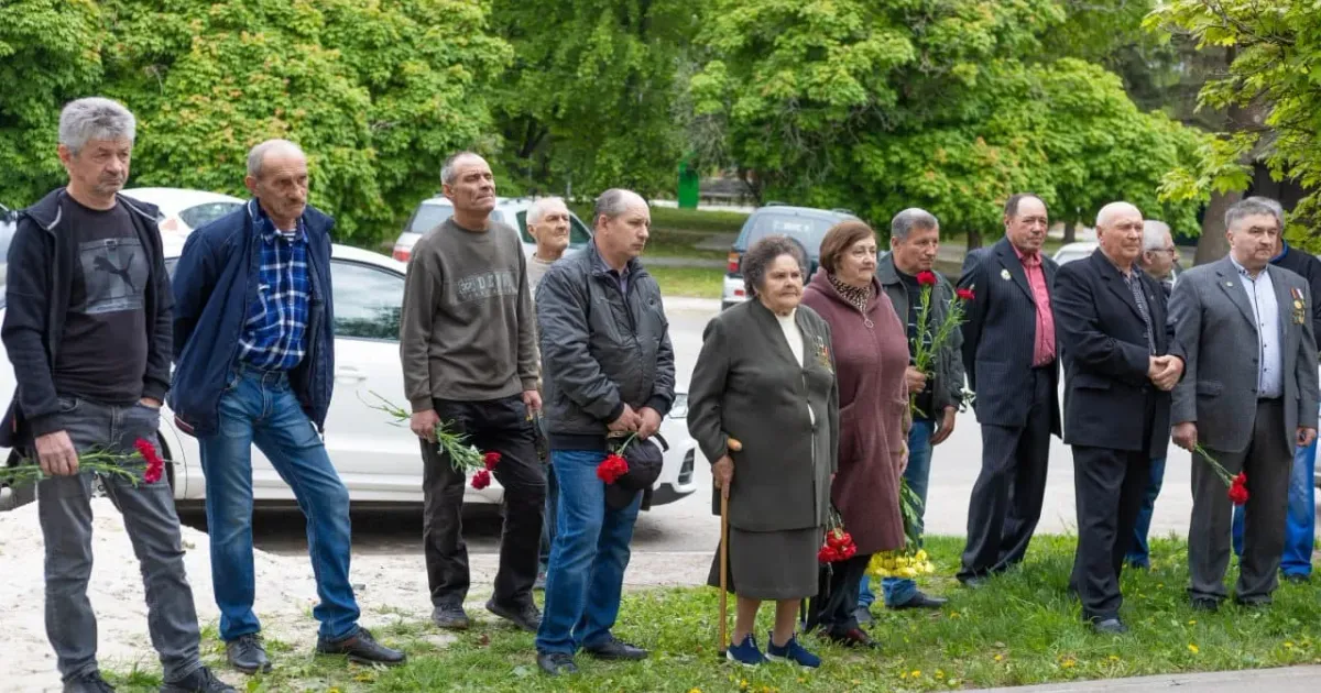 Світлини: Нововодолазька селищна рада У Новій Водолазі вшанували загиблих ліквідаторів аварії на Чорнобильській АЕС на порталі Gromada Group